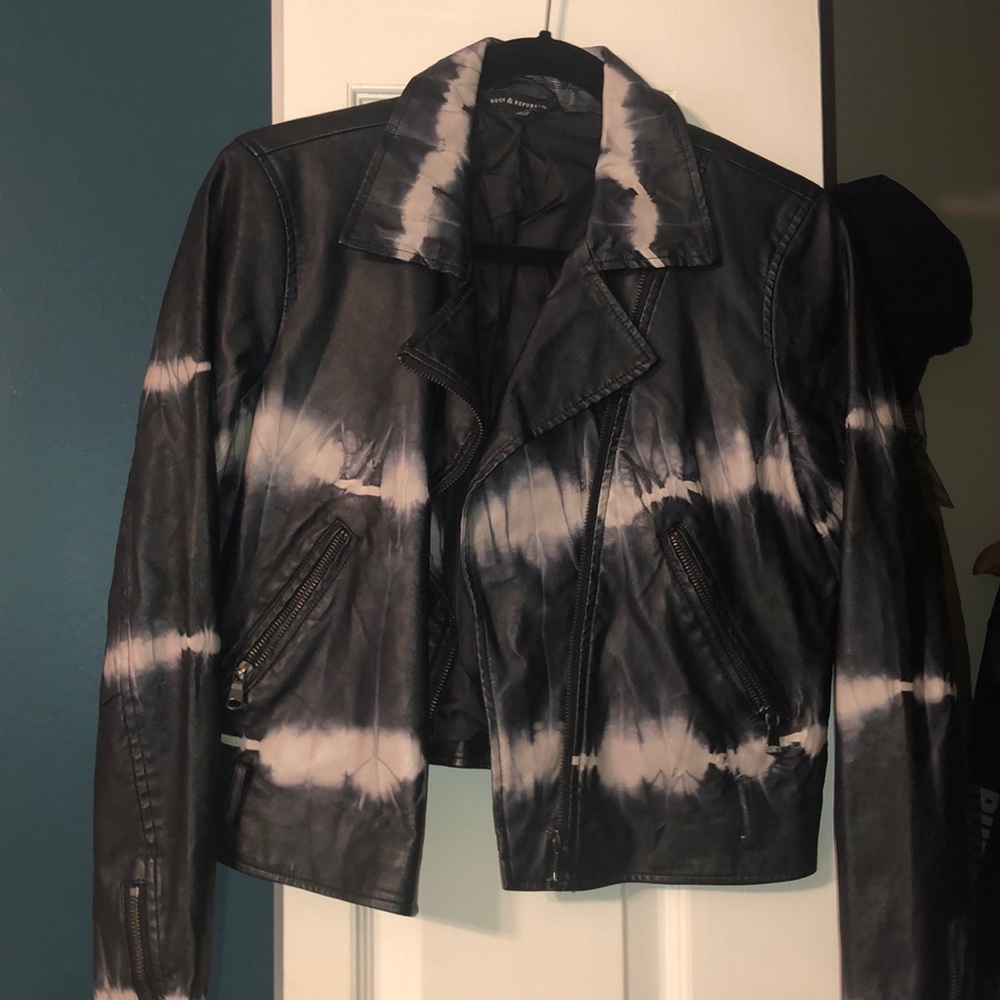 Leather jacket